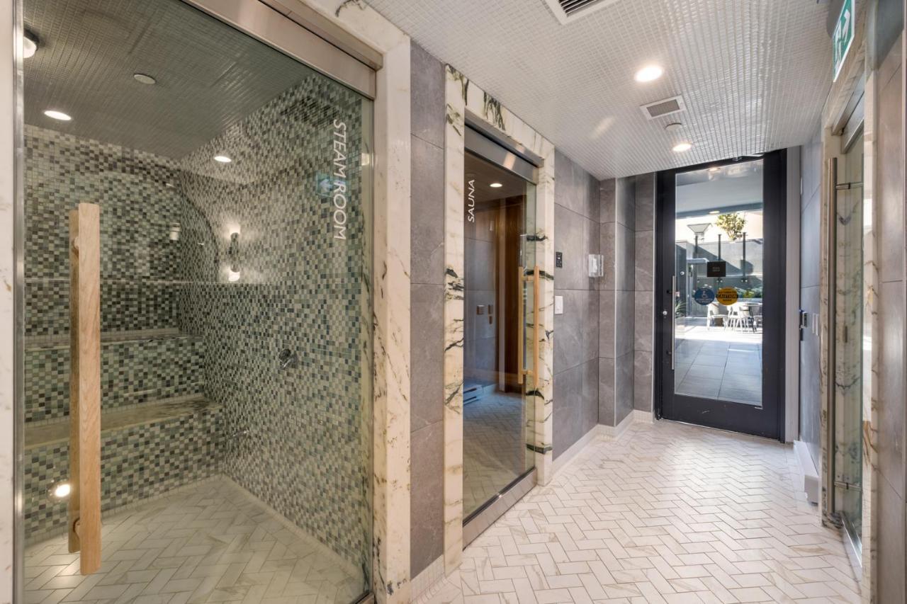 Level Downtown - Howe Hotel Ванкувър Екстериор снимка